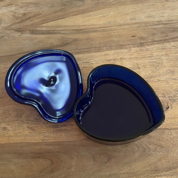 Rare Vintage Cobalt Blue Glass Candy Box - Picture 6 of 6